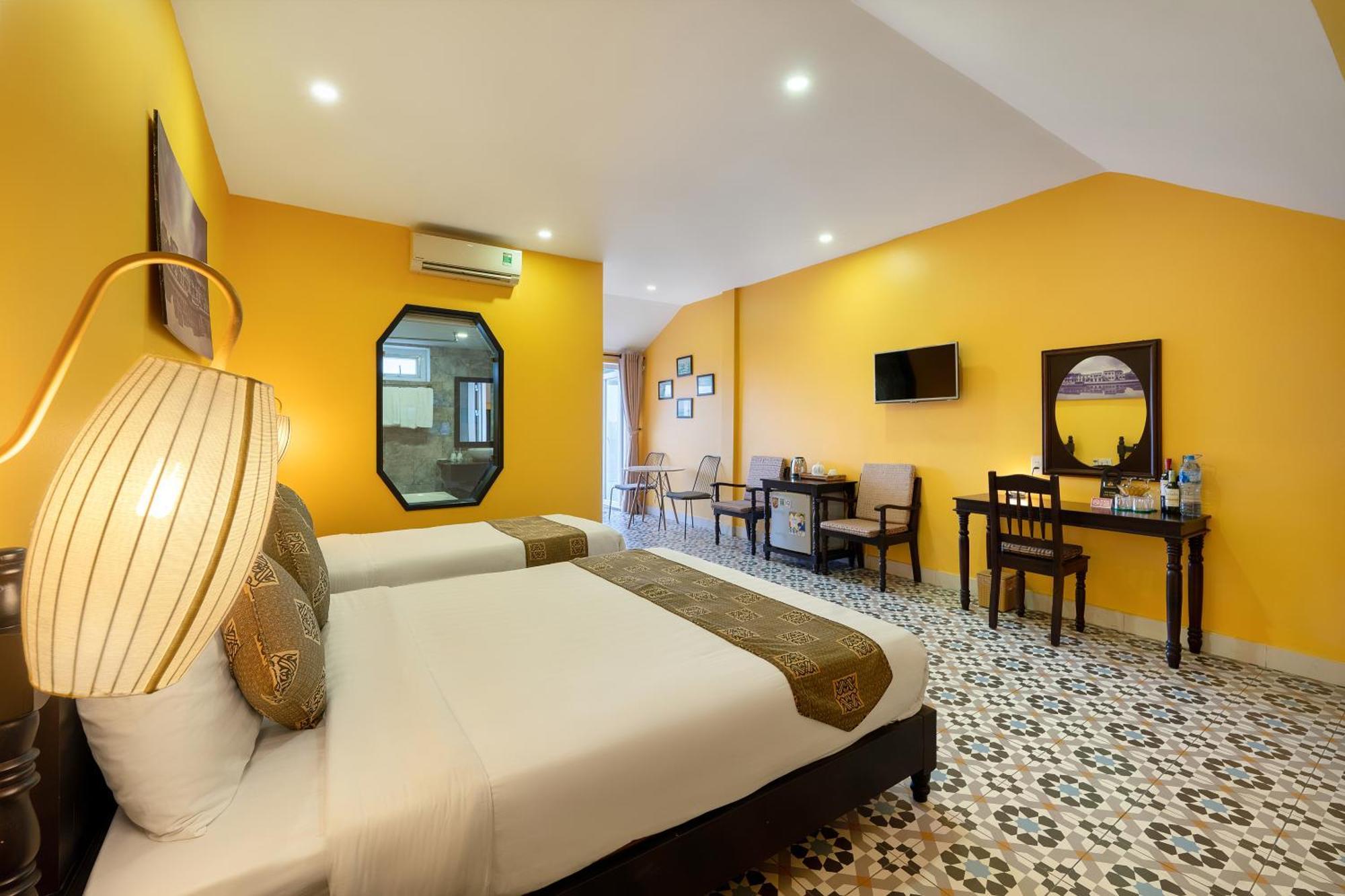 Golden Bell Homestay Hoi An Exterior photo